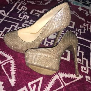 gold sparkly heels
